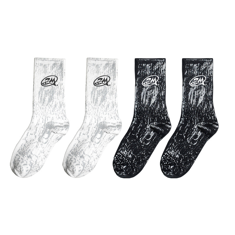 BE | 2025 verano marca de moda americana estilo neutro salpicaduras de tinta letras calcetines de tubo personalizados para hombres y mujeres calcetines del mismo estilo image 5
