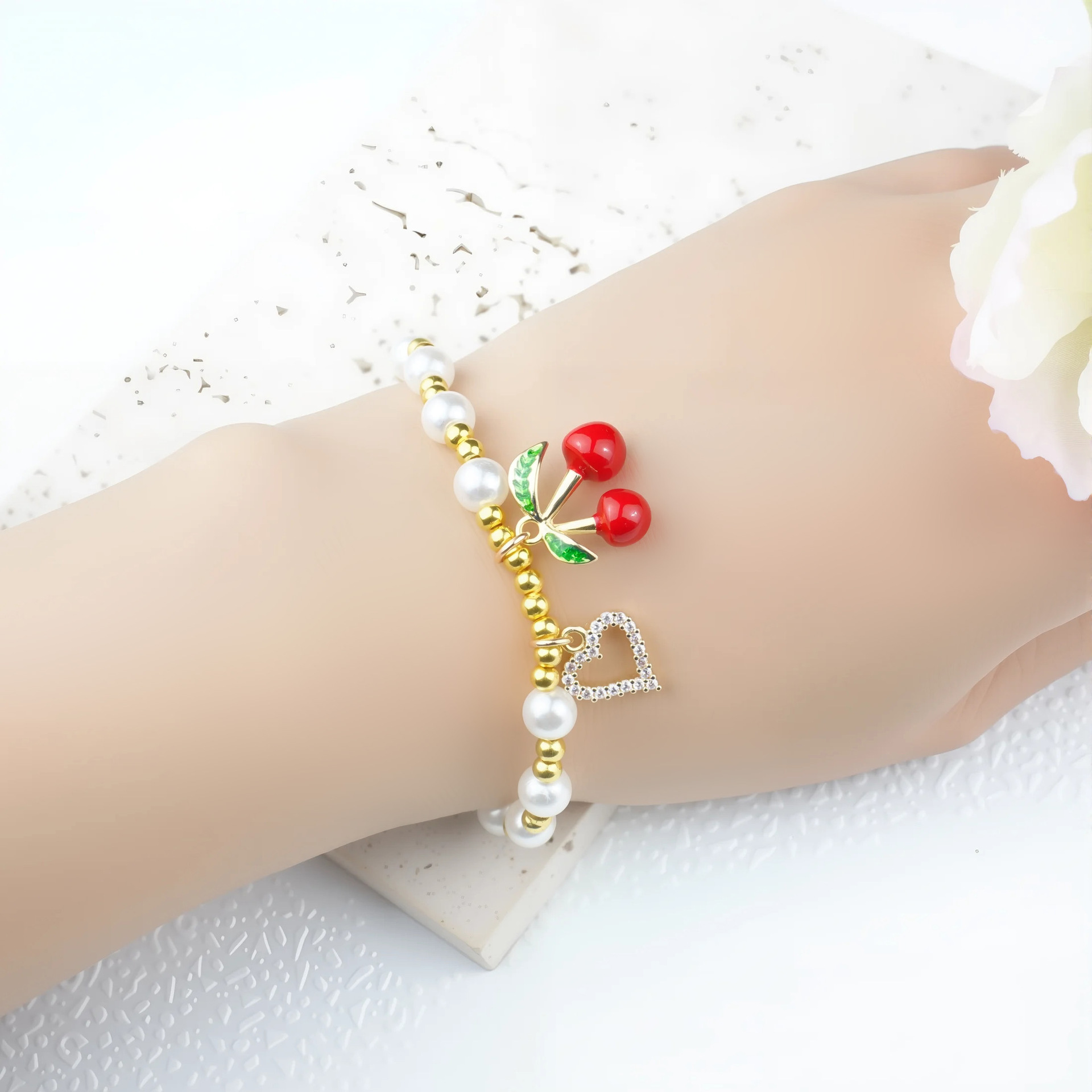 Daily Occasion Cute Cherry 304 Stainless Steel Beaded Chain Bracelets In Bulk