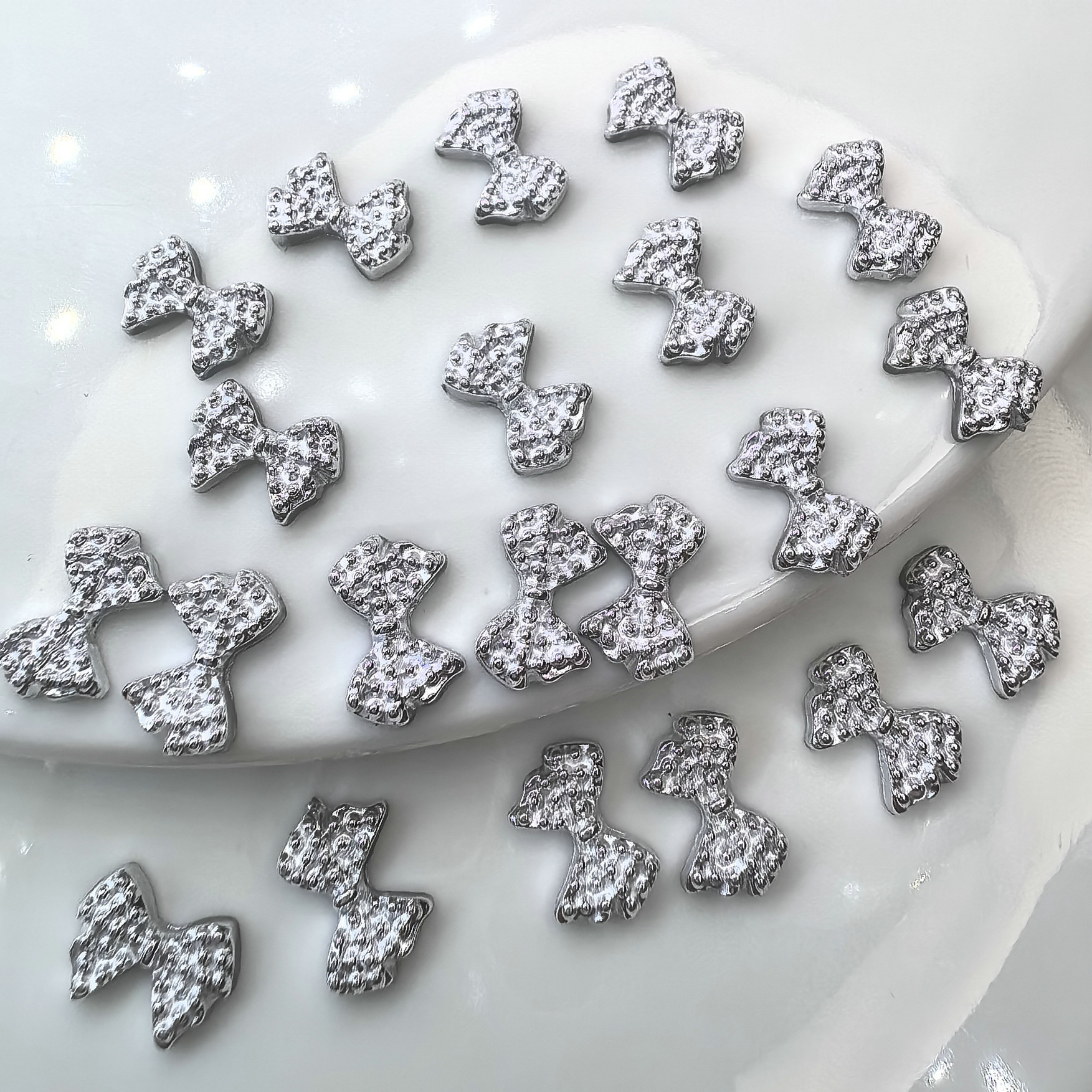 银色穿戴甲配料 穿戴美甲 美甲饰品 美甲钻饰 0003.jp