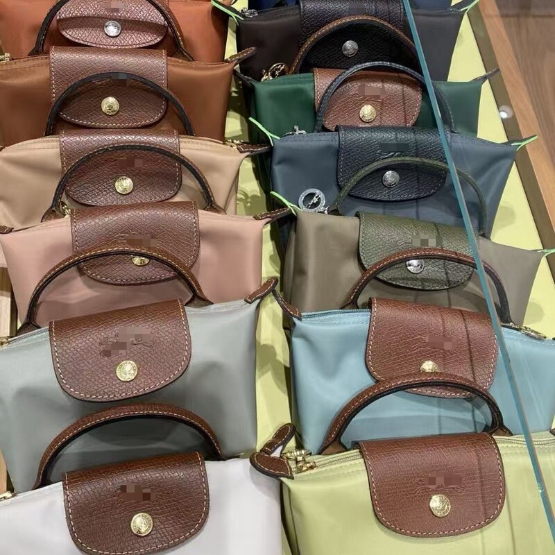Cross-Border Dragon-Embellished Mini Dumpling Bag, Versatile Commuter Small Bag, Single Shoulder Crossbody Mini Handbag, Mobile Phone Bag, Women's Bag Cross-Border Dragon-Embellished Mini Dumpling Bag, Versatile Commuter Small Bag, Single Shoulder Crossbody Mini Handbag, Mobile Phone Bag, Women's Bag
