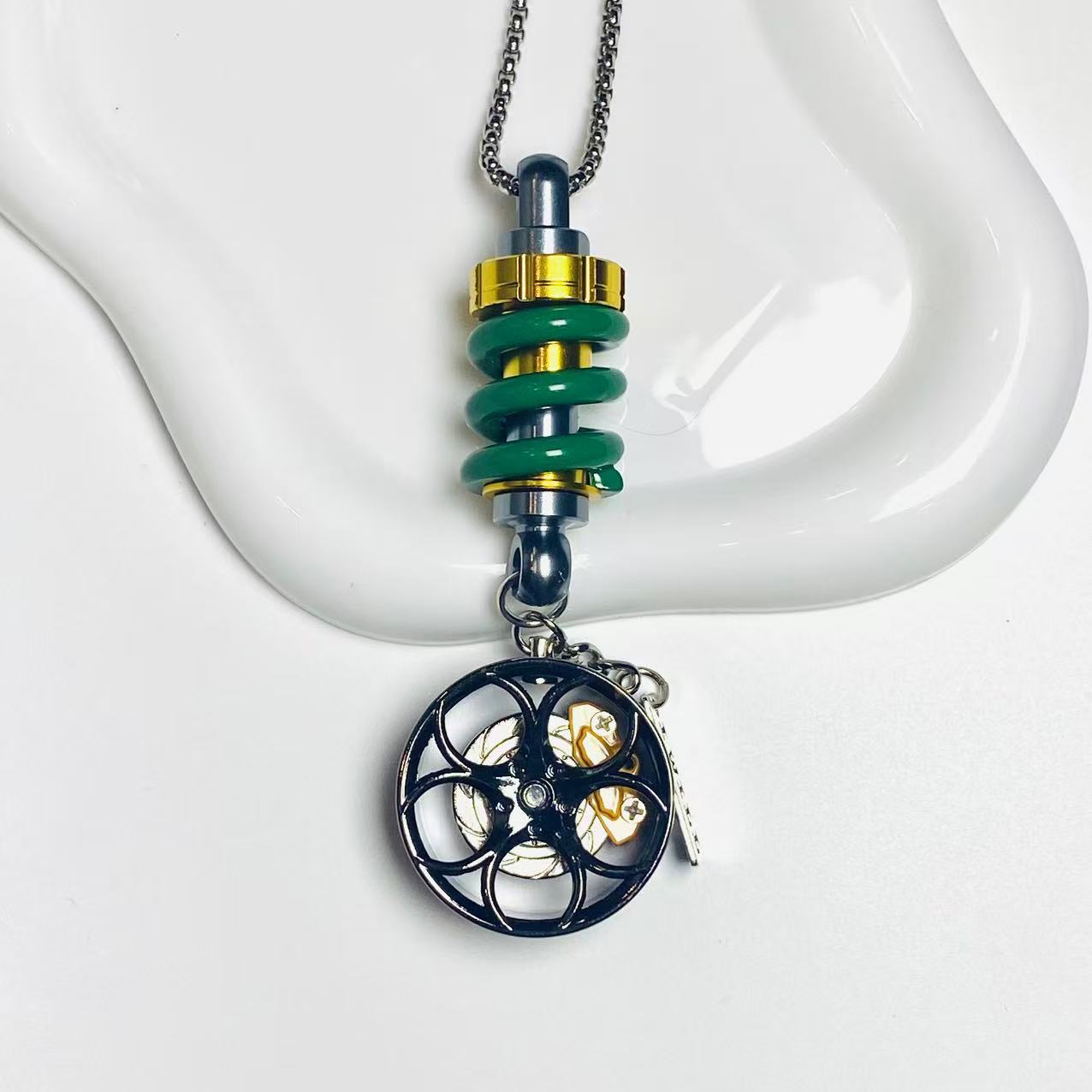 Cross-Border New Car Pendants, Car Interior Accessories, Trendy Metal Modified Wheels, Car Pendants, Rearview Mirror Pendants