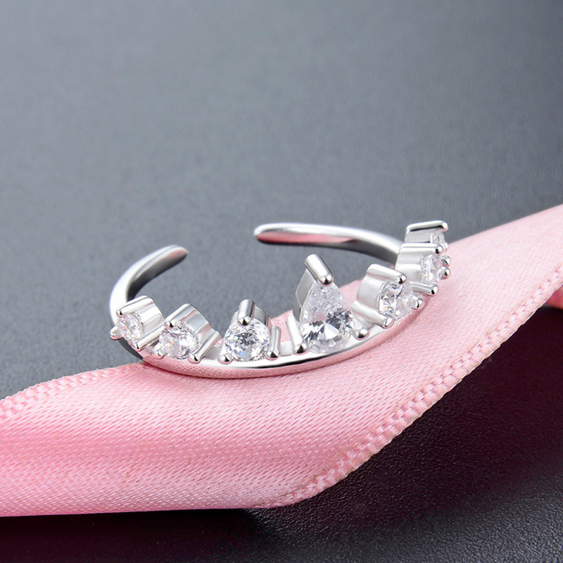 Anillo de corona de plata esterlina S925 mujeres europeas y estadounidenses nicho de estilo de diamante de alta calidad personalidad anillo de plata suministro al por mayor