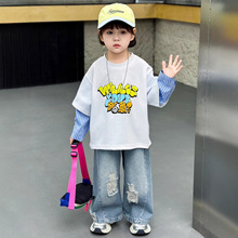 男童春装套装2026新款儿童长袖t恤春秋季痞帅气男宝宝破洞牛仔裤T