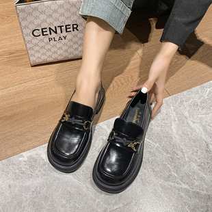 ��ט���ЬŮ���＾2024�¿�Ь�Ӻ�ɫСƤЬӢ���L��ʽjk�Ʒ�