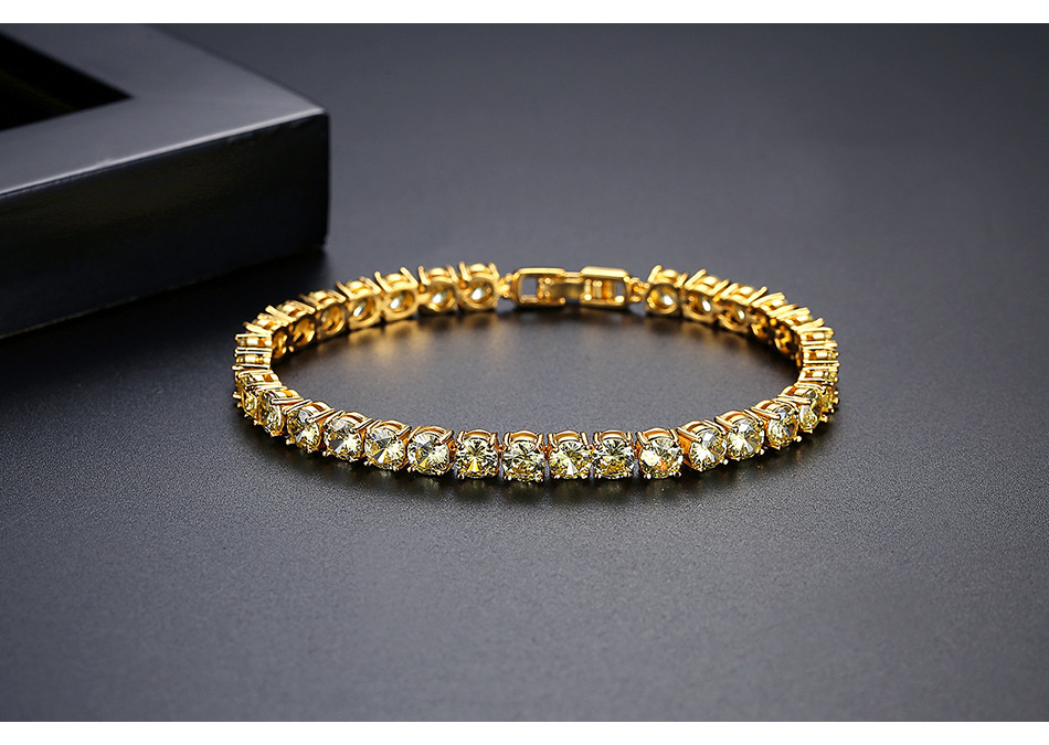 Korean Geometric Copper Inlaid Zircon Bracelet Wholesale display picture 6