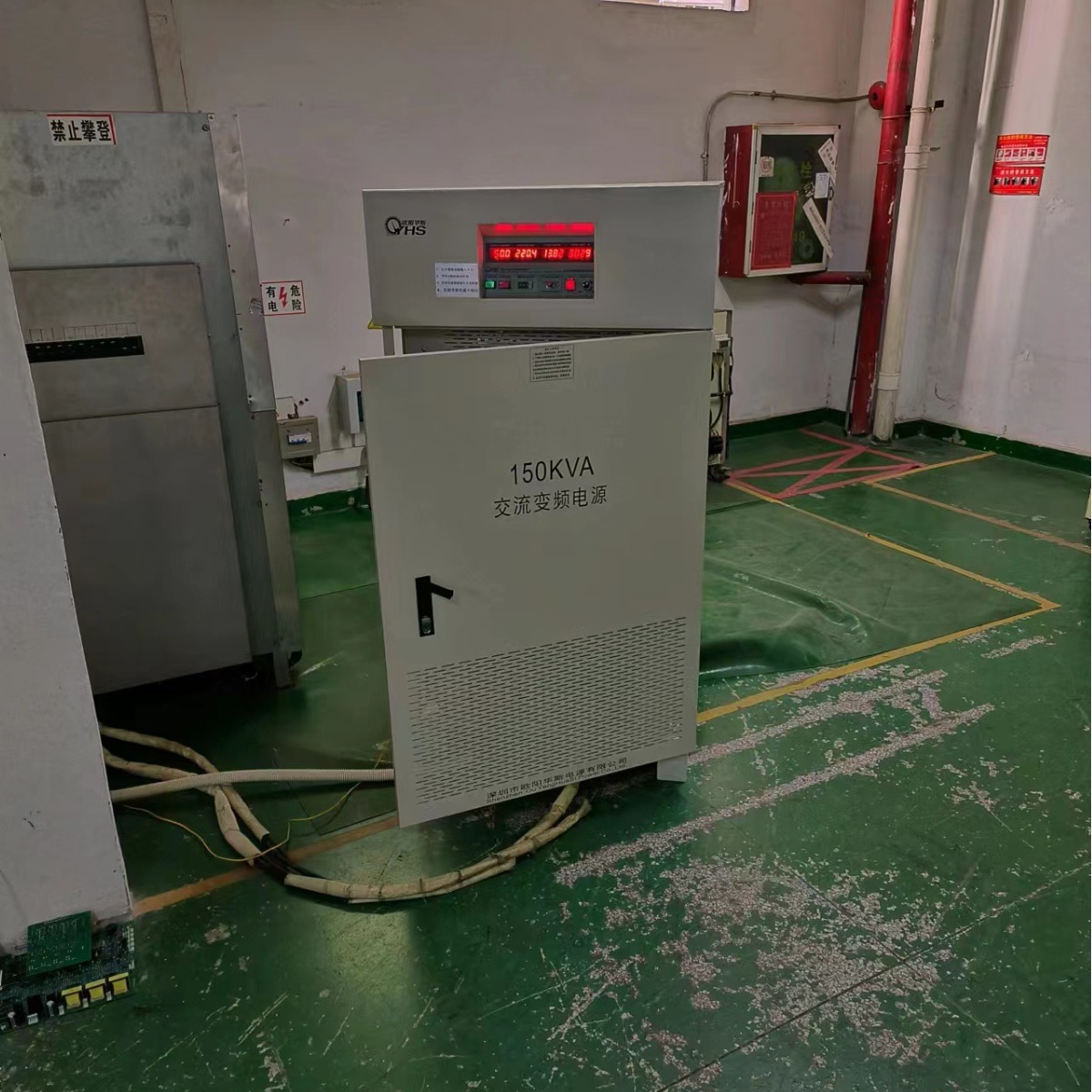 ����150KVA��Ƶ��Դ����������³������440V 60HZ�����380V50HZ