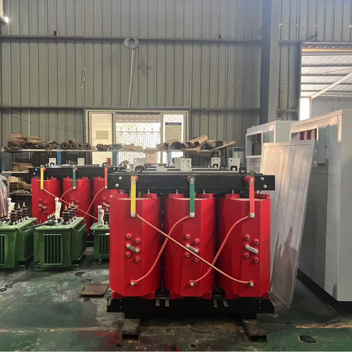 专业生产干式变压器