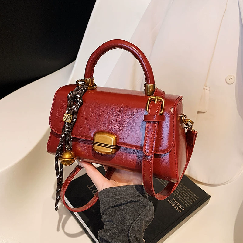 Shoulder bag, fashionable phone bag, high-end, trend of season