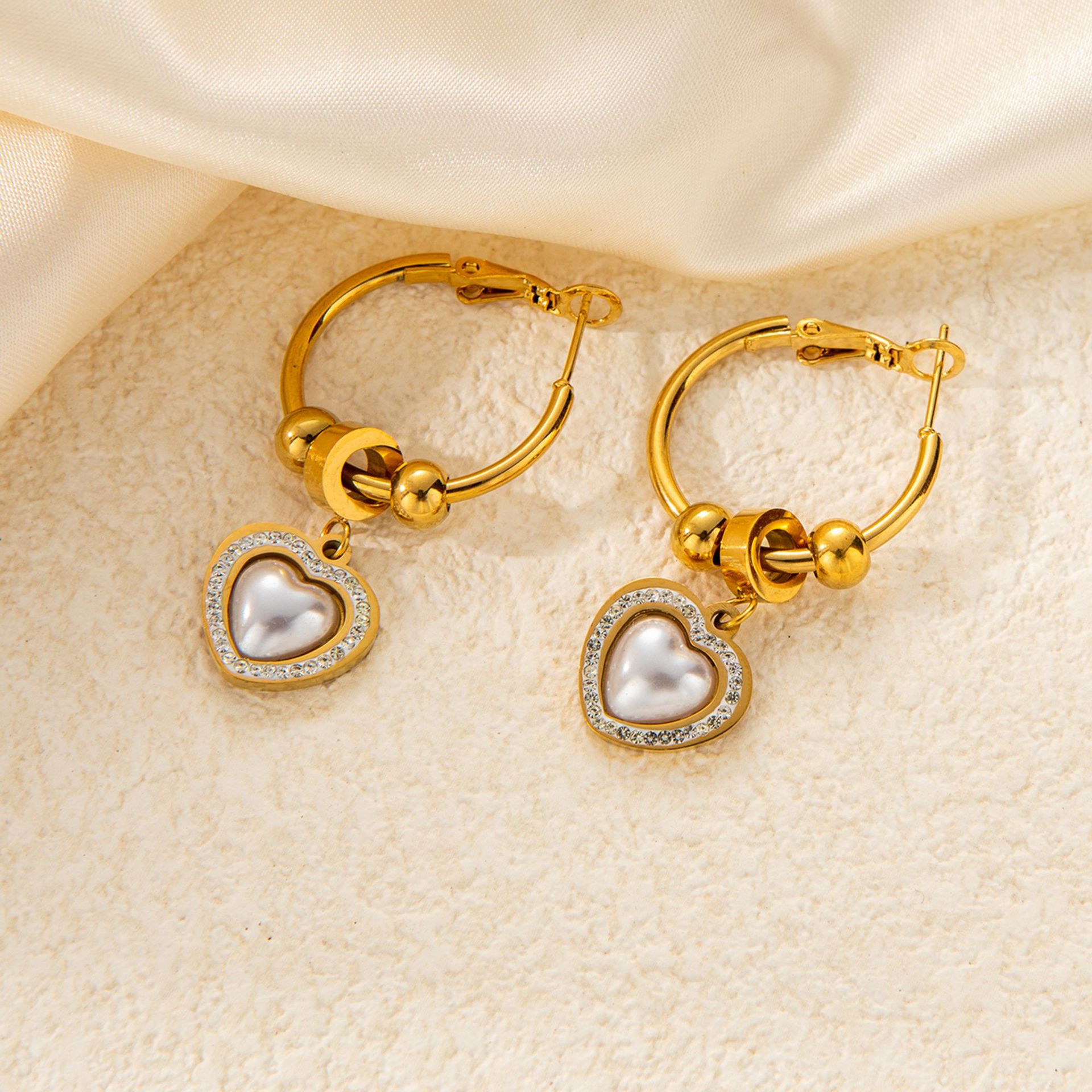 13g Weight 0.03µm Gold Plating Thickness Electroplated Gold Plating Process 201 Stainless Steel Ear Needle Material Golden Plated Plating Material Artificial Pearls Inlay Material Earrings Classification 1 Pair Quantity Casual Occasion 201 Stainless Steel Material Heart Shape Pattern Women's Gender Elegant, Lady Style Plating Craft 1 Pair Elegant Lady Heart Shape Plating Titanium Steel Earrings 4