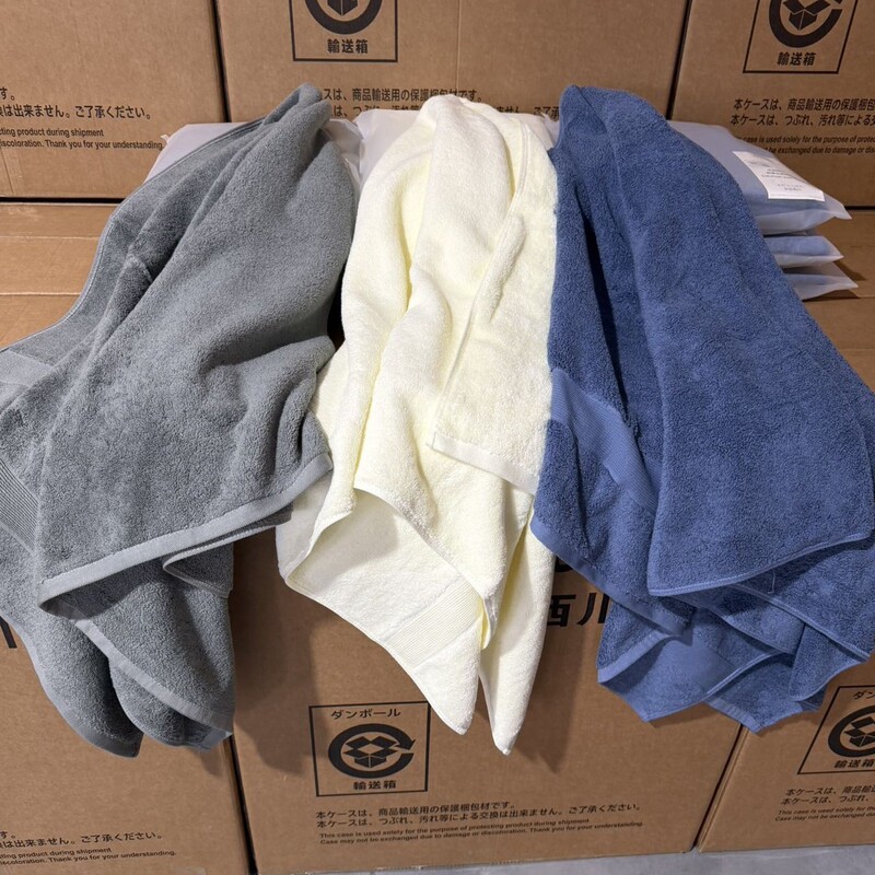Extra-large, extra-thick pure cotton bath towel – a gentle towel that wraps you in cloud-like comfort Extra-large, extra-thick pure cotton bath towel – a gentle towel that wraps you in cloud-like comfort