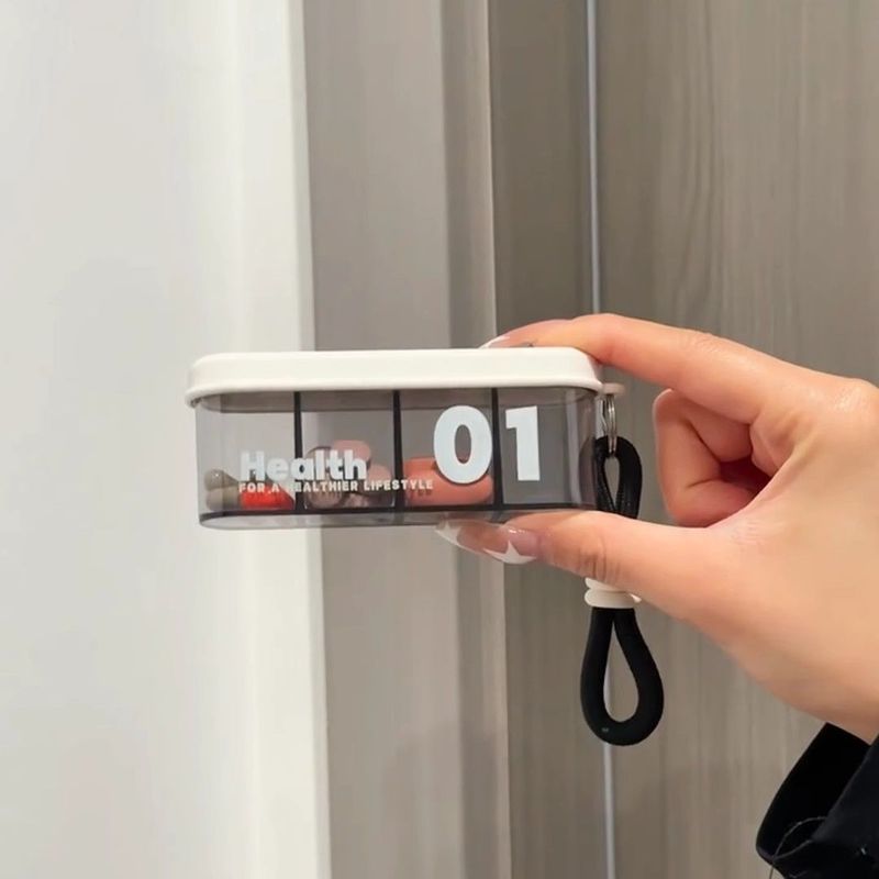 外出旅行随身携带迷你药盒密封防尘药物收纳新款分格装便携式药盒|undefined