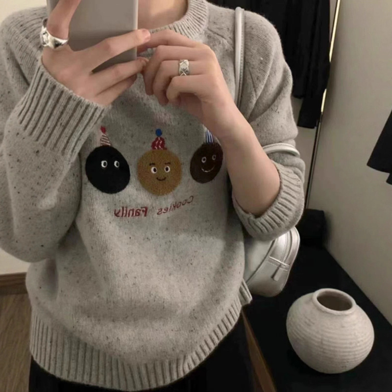 Japanese-Style Cookie Biscuit Embroidery Cartoon Pattern Pullover Sweater Autumn and Winter New Age-Reducing Knit Top