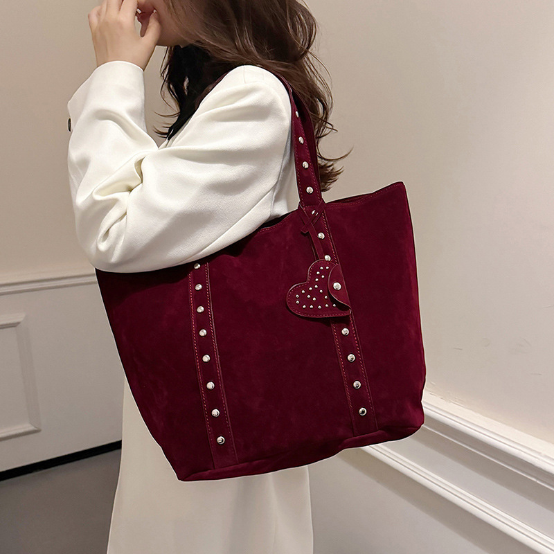 Cross-border Foreign Trade New Tote Bag Fashion Frosted Suede Shoulder Bag Casual All-match Rivet Handbag Cross-border Foreign Trade New Tote Bag Fashion Frosted Suede Shoulder Bag Casual All-match Rivet Handbag
