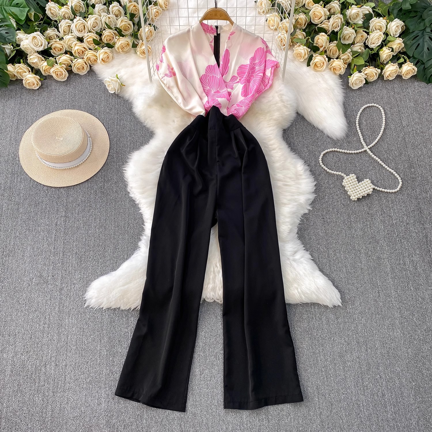 High-End Elegant Elegant Printed Stitching V Neck Short-Sleeved Jumpsuit for Women Summer New Waist Slimming Look Wide-Leg Pants