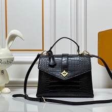 �H�ҳ������{�~Ƥ�L��õ��Ů���r�г�����Ůʿ������μ�б���