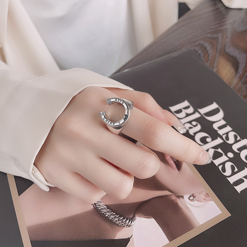 Retro fashionable creative design trend one size ring with letters