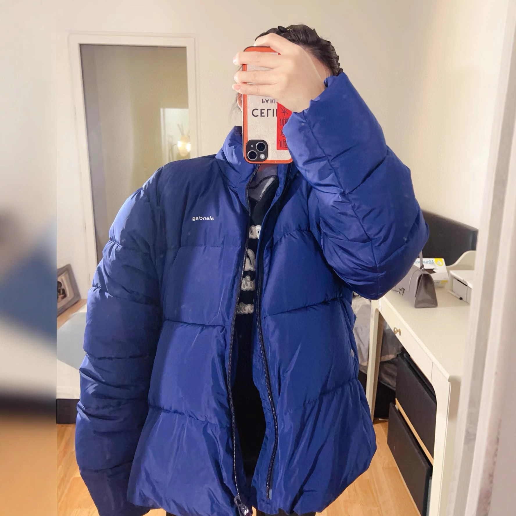 25FW高板本B家秋冬新款男女款字母刺绣时尚防寒电光蓝羽绒服外套