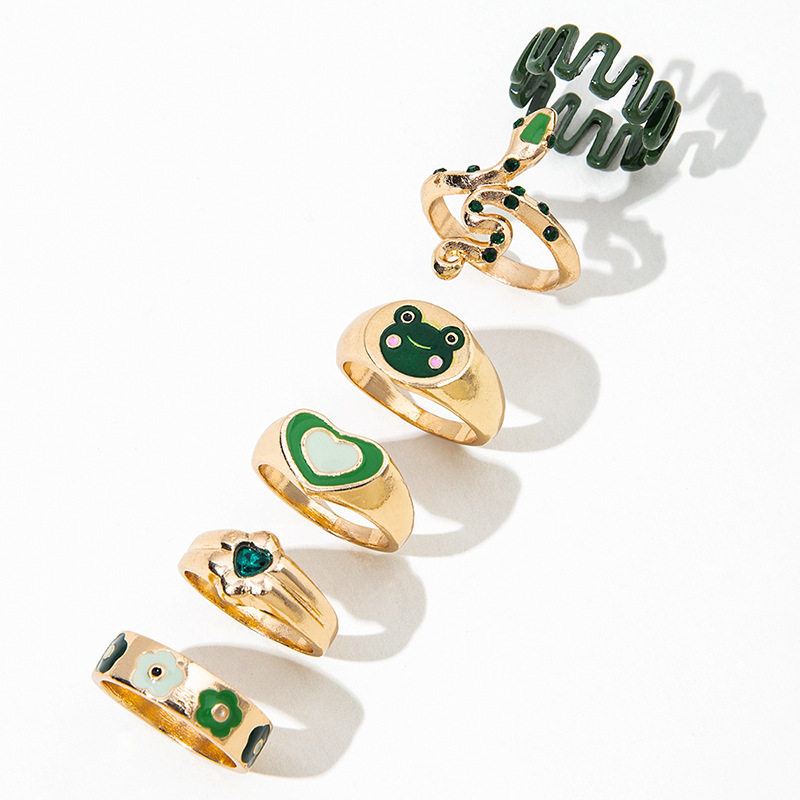 Fashion Cute Green Small Flower Snake-shaped Heart Drop Oil 6-piece Ring display picture 7