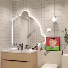 Y僳1小熊智能异形浴室镜led梳妆台化妆镜卡通创意壁挂卫生间半圆
