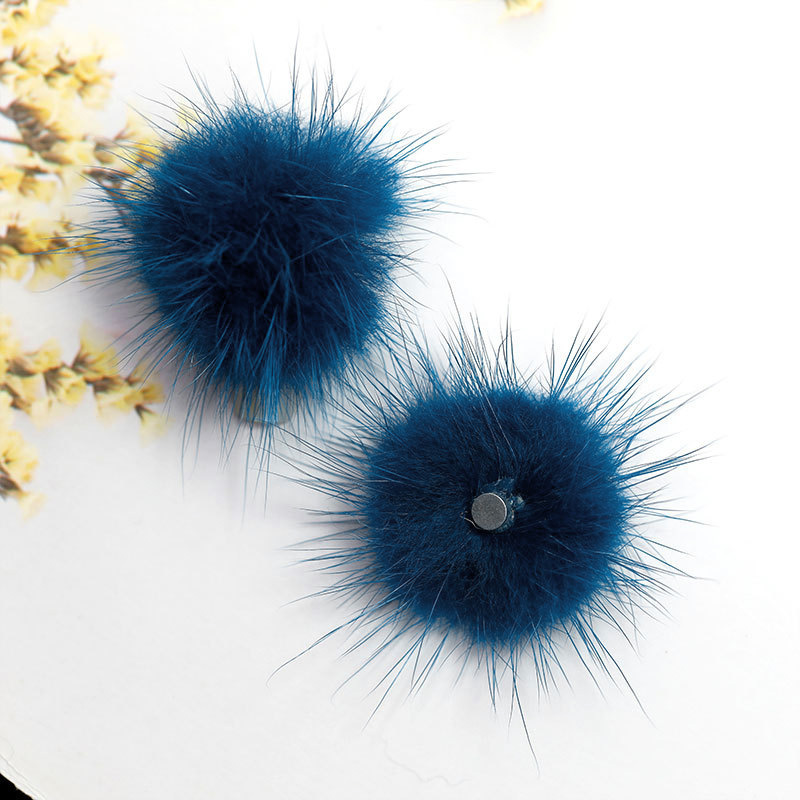 Imán desmontable Bola de Pelo uñas joyería Internet celebridad nuevo invierno visón terciopelo linda chica corazón decorativo hebilla magnética