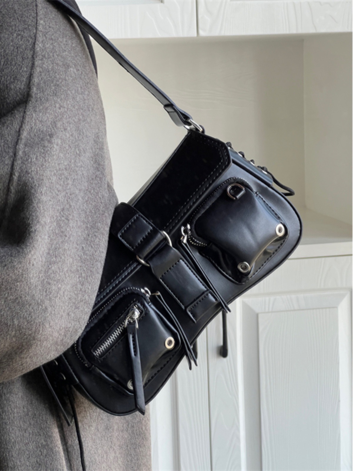 Underarm Bag Bags Type Casual, Daily Occasion Pu Leather Material Women's Medium All Seasons Pu Leather Solid Color Streetwear Square Zipper Underarm Bag
