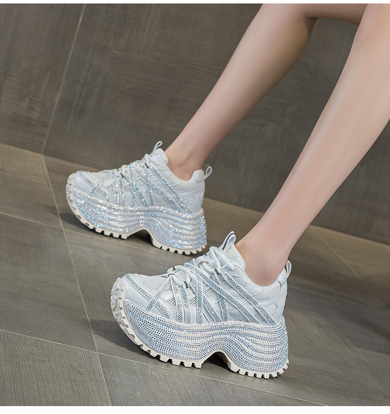 Giày sneaker nữ đế dày phong cách dad shoes, gót 5 cm, đính đá lấp lánh — Đỏ 5052, Xám 5052, Be 5052 chi tiết 13