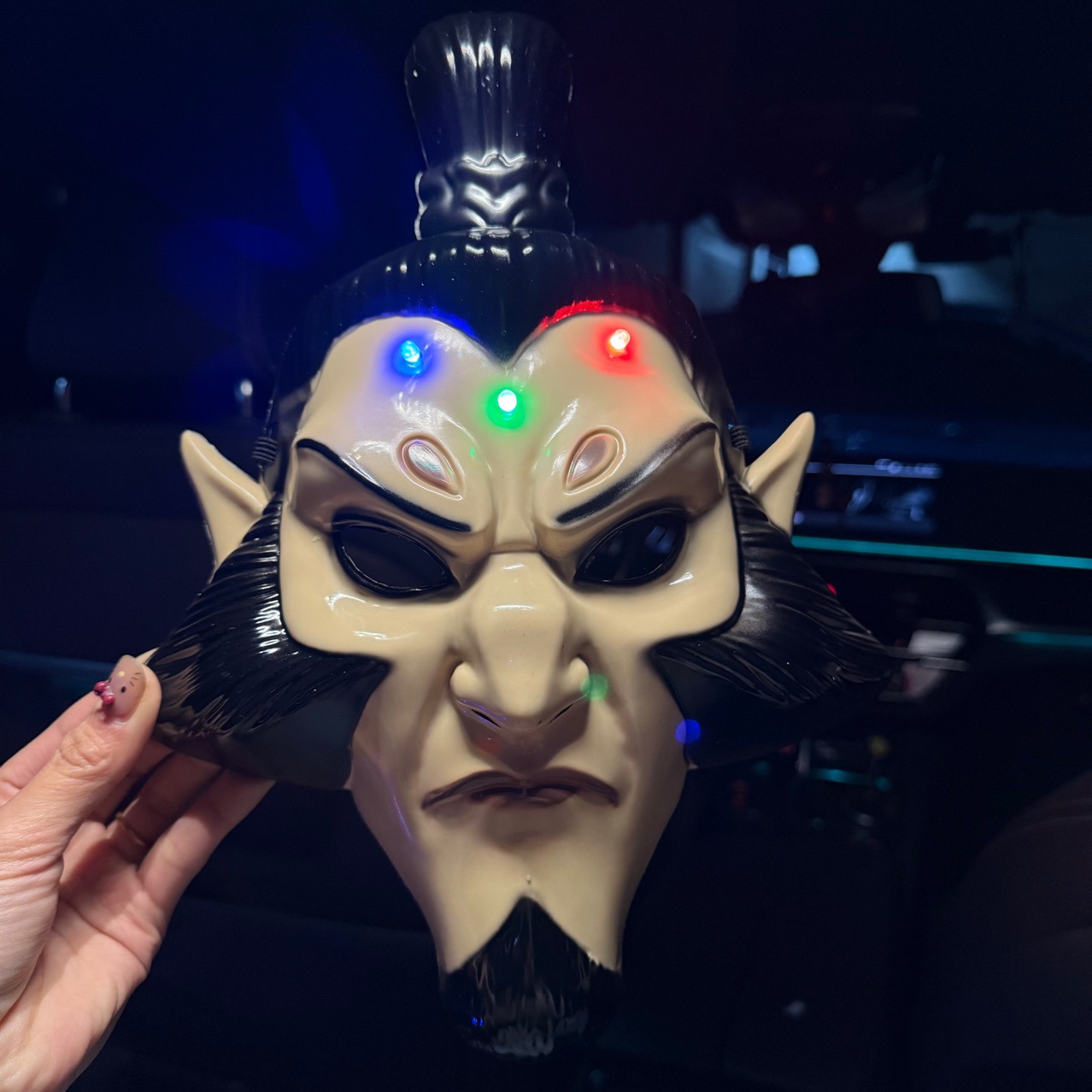 [Venta caliente de 1040 piezas en 30 días] Los juguetes para niños brillan Nezha máscara luminosa Nazha flash Nezha estalla en el mar