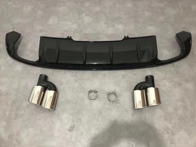 Spoiler, tail throat middle tail section exhaust - set-17-19-a4-black-back-lips-tail-pose-ordinarysports