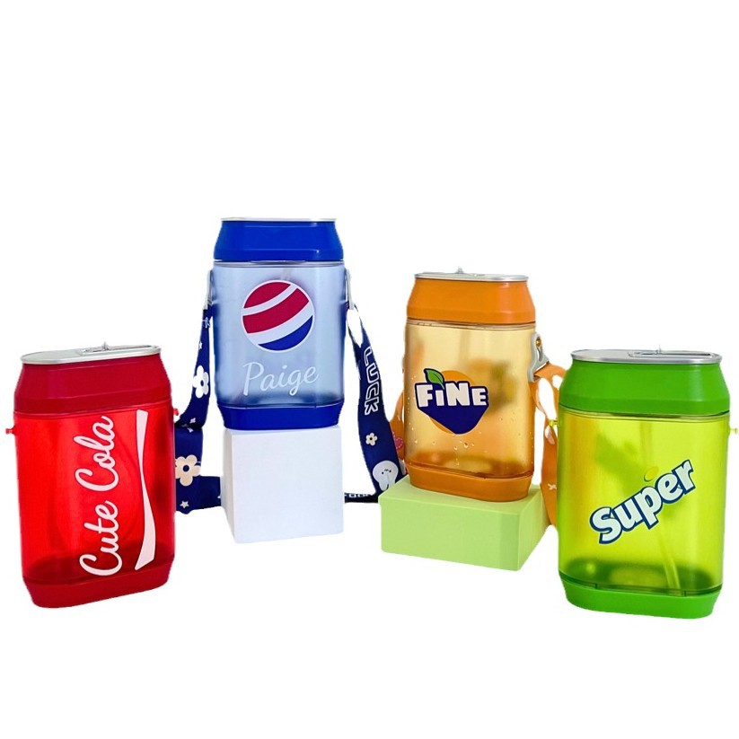 Red de comercio electrónico transfronterizo rojo creativo cola bebida taza de paja Correa portátil taza de agua de plástico en forma plana elegante nuevo producto
