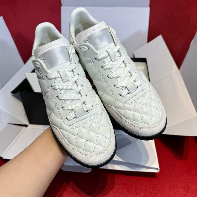 Top Version Small Fragrant Quilted Sports Tennis Shoes 25 Spring and Summer New Candy Color Casual Sports Shoes Moral Training Shoes for Women