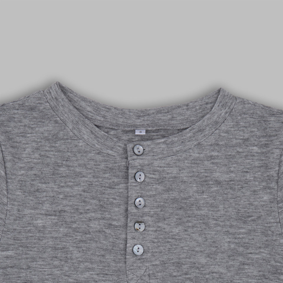 Bộ hai món nữ áo croptop cổ Henley dài tay và quần jogger bo gấu dáng ôm — màu xám chi tiết 16