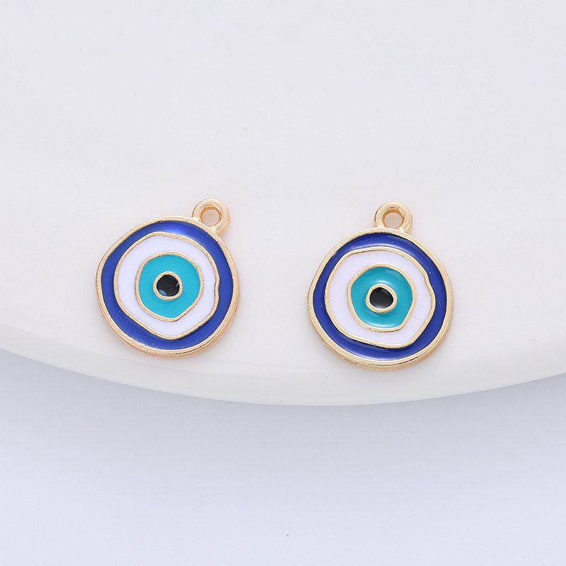 1 Piece Alloy Eye Pendant display picture 7