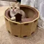封闭式毛毡猫抓板泡面宠物窝
