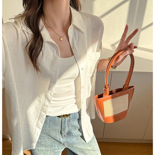 ���x��ʽ��ɫ�����r��Ů�ļ�����ɕr�К��|�߼��з���ɫ����