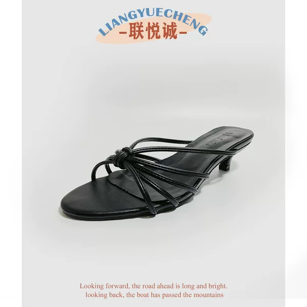 Thin Strap Sandals for Women, 2026 New Summer Style, Simple and Versatile, Cat Heel, Round Toe, Fashionable and High-End Sandals