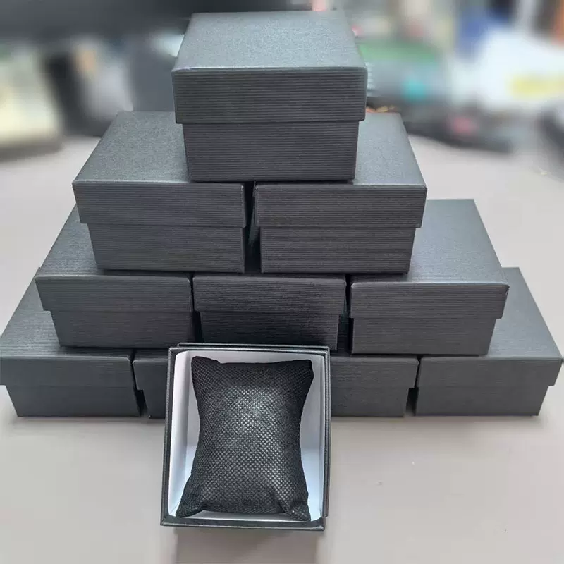 手表收纳盒手表盒子礼品盒便携表盒防尘防摔调表器表带长度调节器