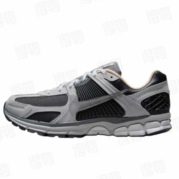 外国貿易莆田靴 AIR ZOOM VOMERO5 男性と女性のランニングシューズお父さんランニングシューズ高バージョン通気性|undefined