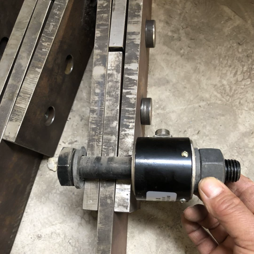 Высокопрочный болт соединяет поверхность трения противоскользящий детектор коэффициента 24 канала Youjin