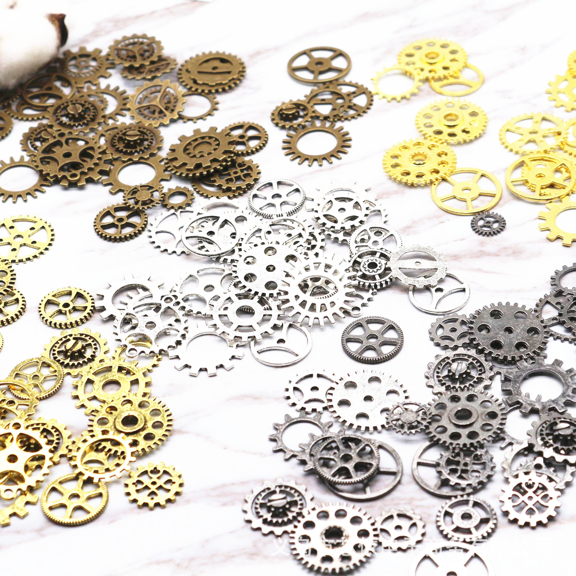accessory with gears