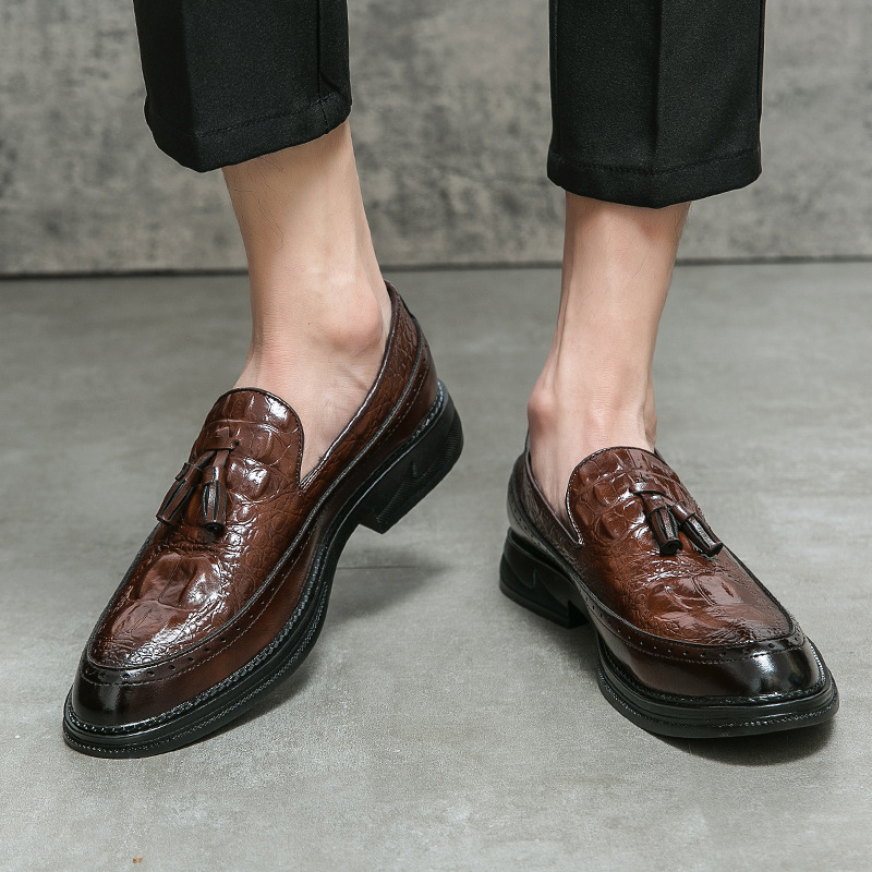 2024 primavera y otoño zapatos de cuero de negocios de tamaño grande para hombres zapatos de moda Lefour zapatos de hombre zapatos perezosos zapatos de cuero