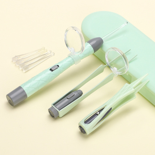 Children's Light Emitting Ear Scoop Professional Ear Tweezers Ear Cleaning Set Baby Ear Scoop Set Ear Scoop with Light