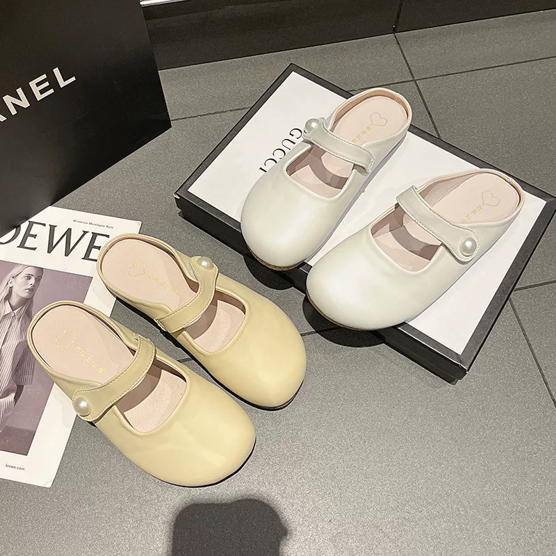 Summer slippers, footwear, universal slide for leisure, 2023 collection