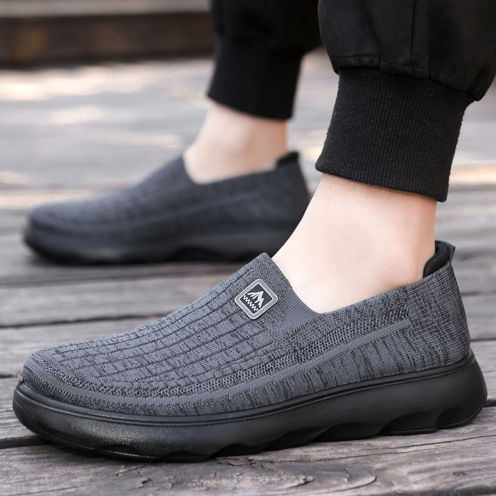Primavera y verano nuevos zapatos de hombre transpirables, zapatos casuales perezosos con suela blanda, zapatos de mediana edad para padres al por mayor image 3
