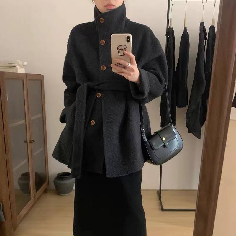 블랙 차콜 그레이