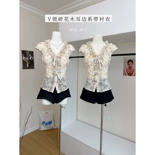 塞纳法式设计感V领系带碎花短袖衬衫女夏复古气质木耳边收腰上衣