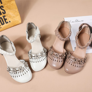 2022 Summer First Layer Cowhide High Heels One-piece Thick Heel Hollow Artistic Retro Women's Shoes Summer Sandals for Foreign Trade