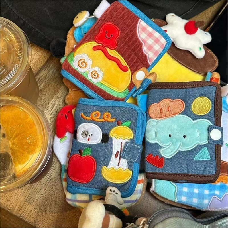 Cute Canvas Wallet, Short Zipper, Compact, Folded Denim Corduroy Card Holder, Clutch Bag, Embroidered and Good-Looking