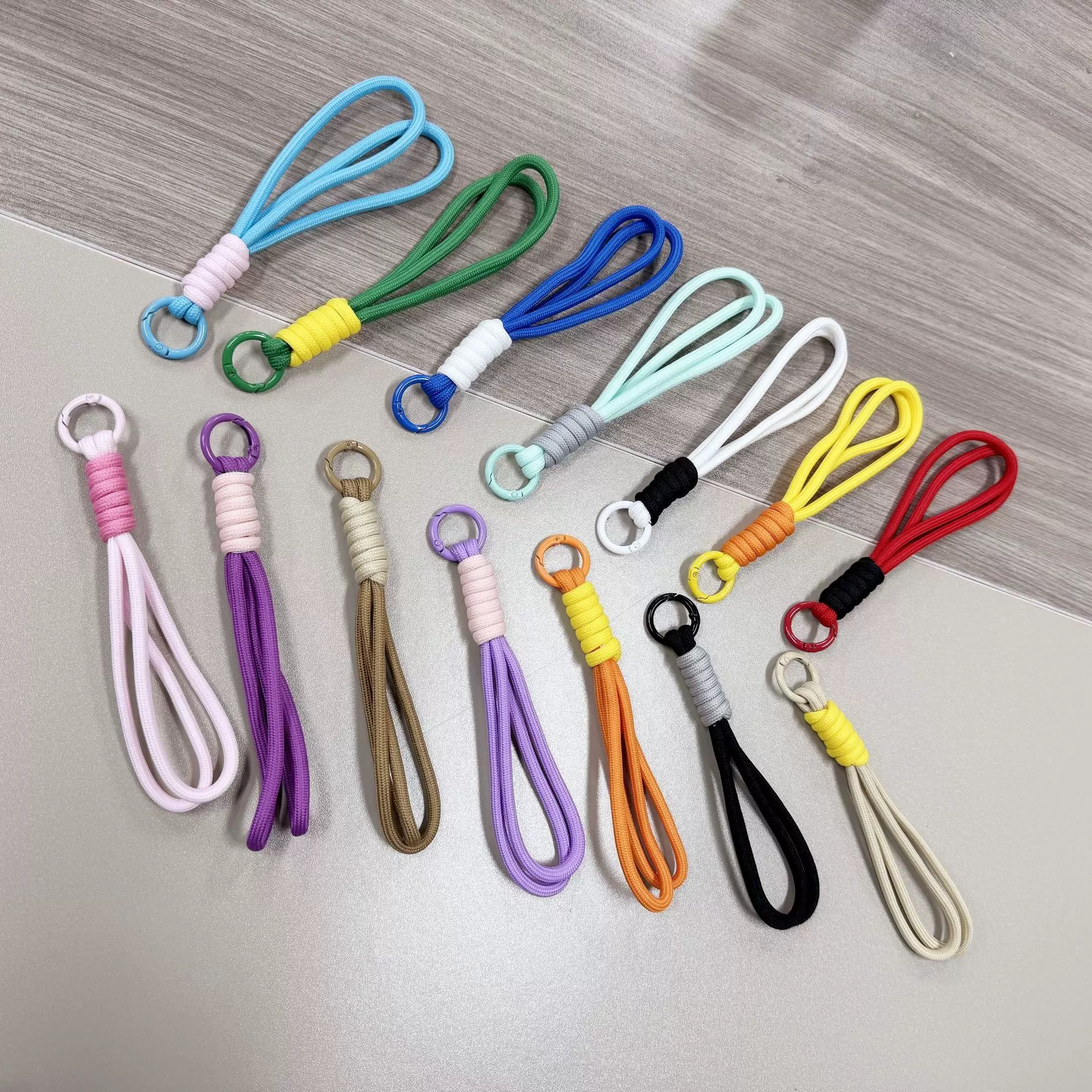 毛绒玩具盲盒挂件手机挂链布偶公仔卡通玩偶钥匙扣卡牌包背包国潮