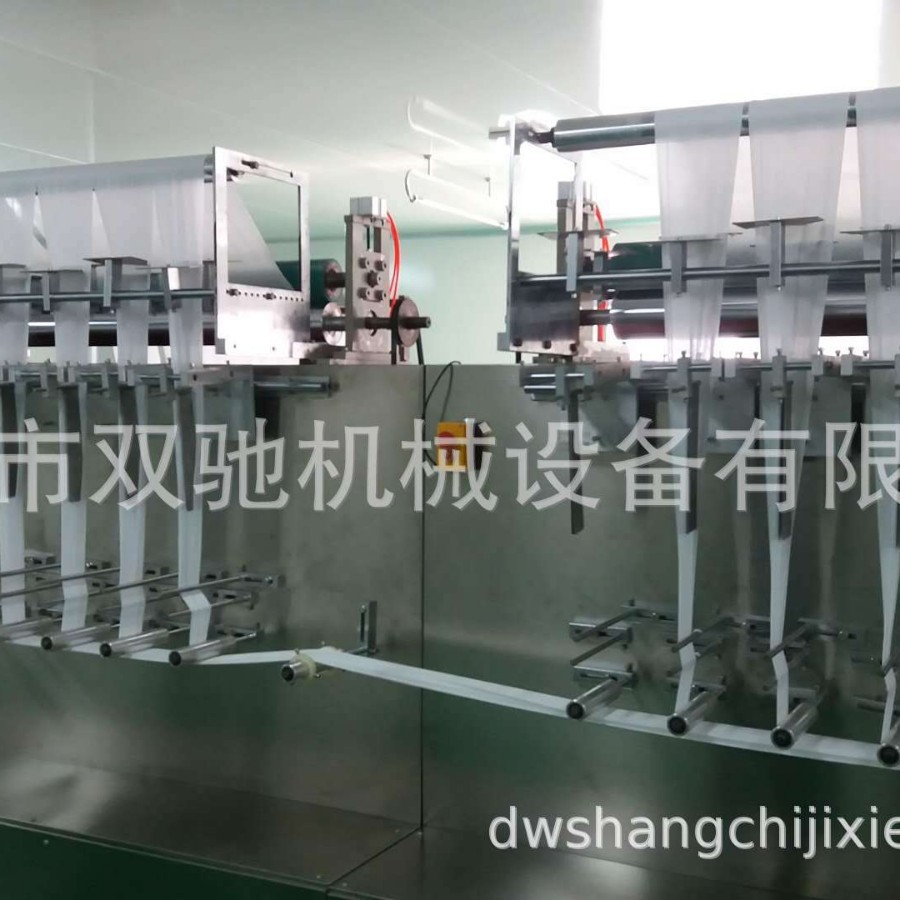 湿巾机厂家 全自动80片湿巾机 湿巾折叠包装机 湿巾机批发