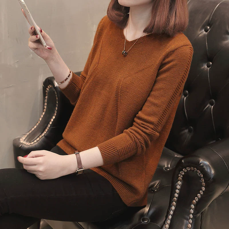 Темпераментная вязаная нижняя рубашка с V-образным вырезом Женская 2023 осень и зима Новый тонкий однотонный пуловер свитер пальто оптовая продажа